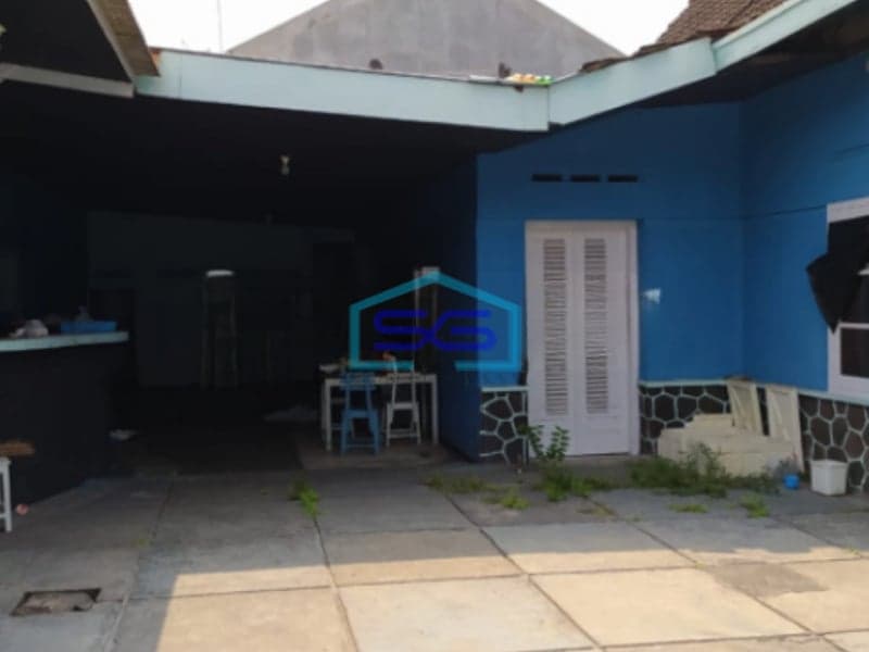 Disewakan Ruang Usaha Dekat Grandmall Solo Luas Bangunan 300m2