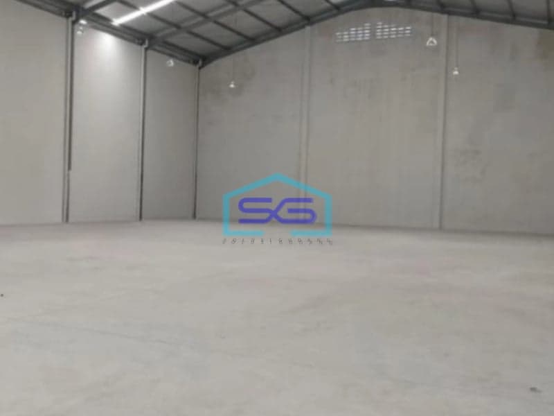 Disewakan Gudang Bagus Siap Pakai Area Parkir Sangat Luas Di Kawasan Industri Ngaliyan Semarang LB 714m2