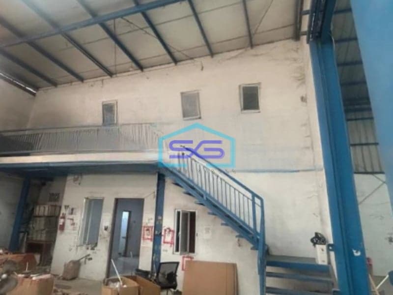 Disewakan Gudang Luas Bangunan  1350 m² Akses Container 40 Feet di Cipondoh Tangerang