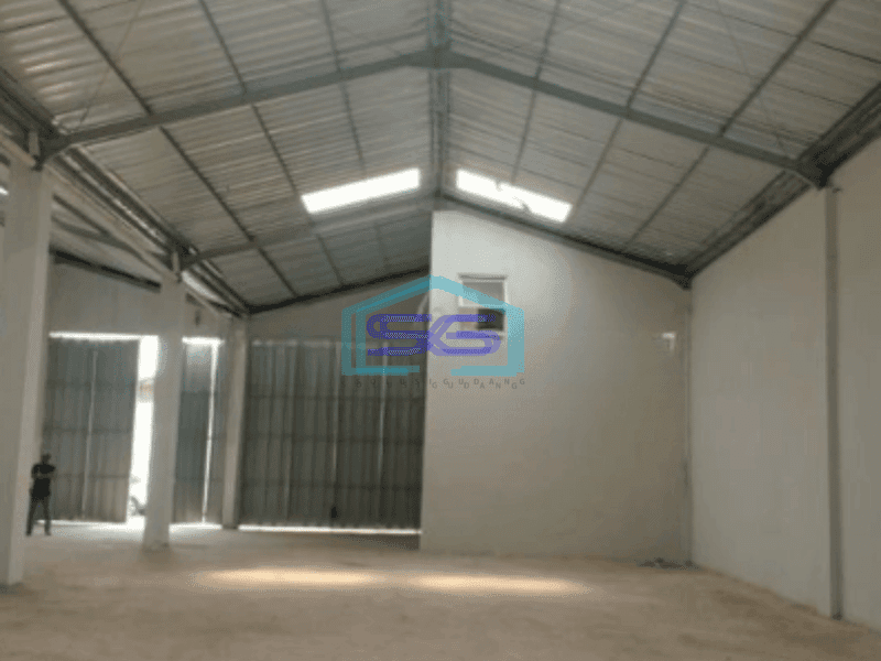 Disewakan Gudang di Halim Perdana Kusuma Jakarta Timur Luas Tanah 240 m²