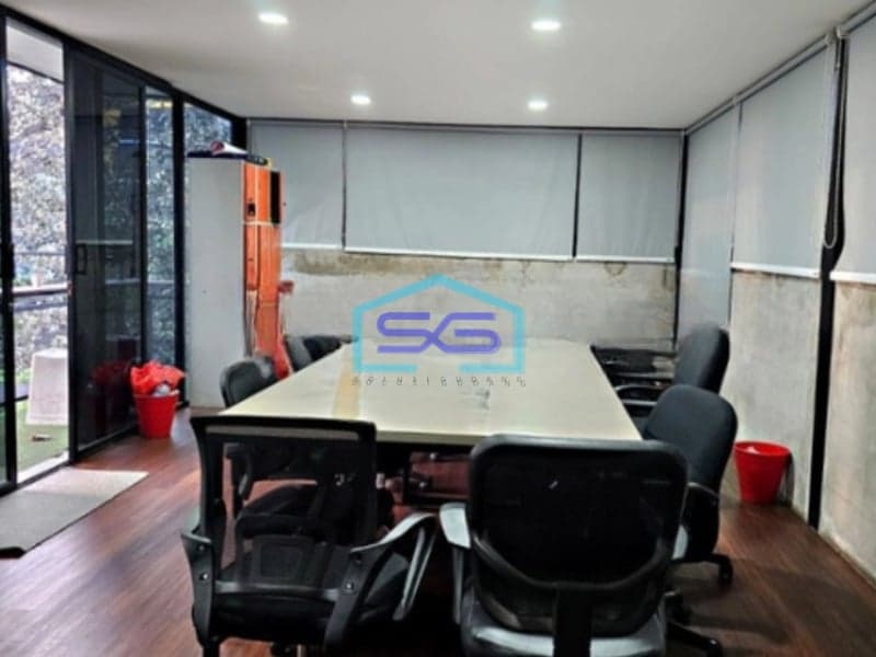 Dijual Mini Gedung Kantor Strategis Siap Pakai di Cilandak Barat di Jakarta Selatan LB 778m2