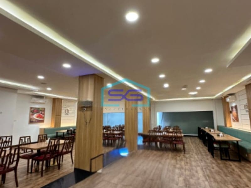 Disewakan Ruko Gandeng Muara Karang Raya Jakarta Utara Rapih Strategis LB 816m2