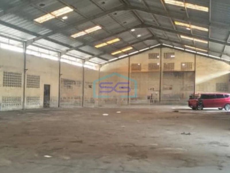 Dijual Gudang Luas Bangunan 1000 m² Lokasi Bebas Banjir di Jakarta Barat