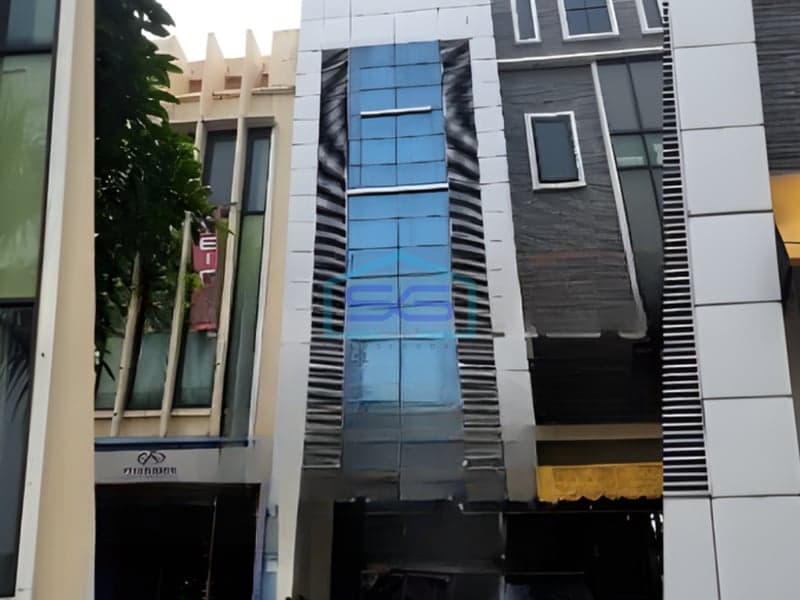 Disewakan Ruko di Daan Mogot Jakarta Barat Luas Bangunan 225m2