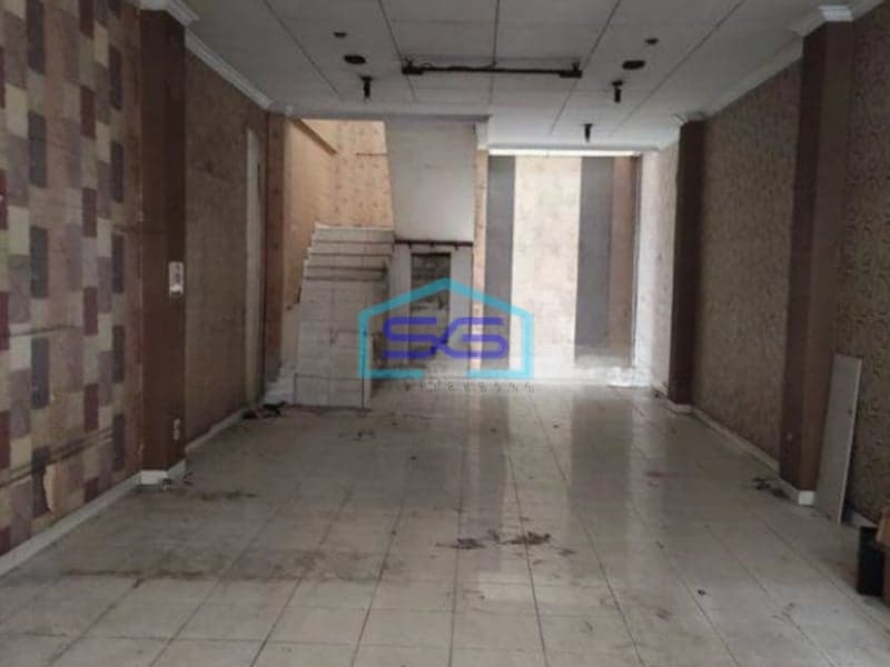 Disewakan Ruko 4,5 Lantai strategis di Pasir Koja Bandung LB 350m2