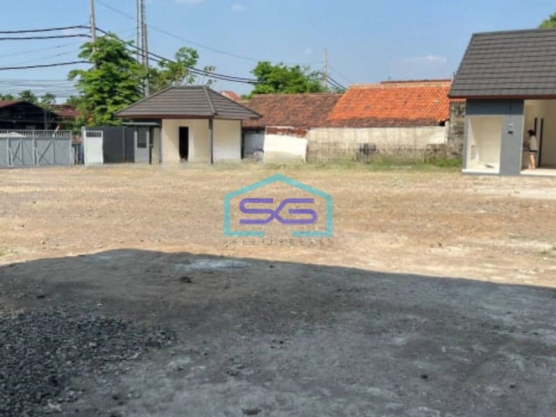 Dijual Tanah Luas 2302 m² Lokasi Strategis di Semarang Barat