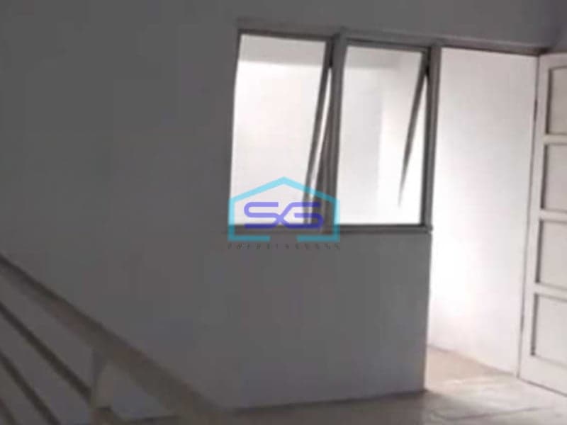 Dijual Ruko Luas Tanah 130 m² Lokasi Siap Huni di Rawalumbu Bekasi