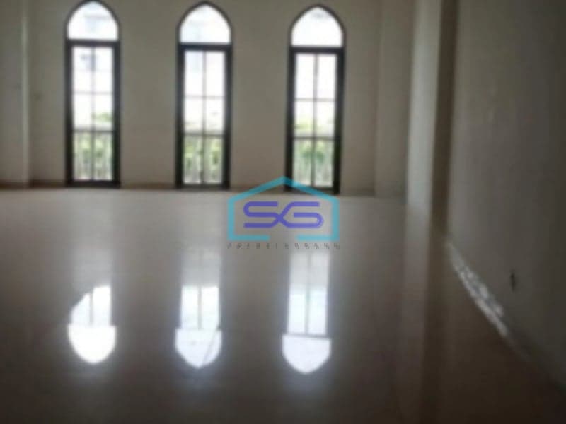 Disewakan Ruko Luas Tanah 183 m² Lokasi GajahMada Semarang