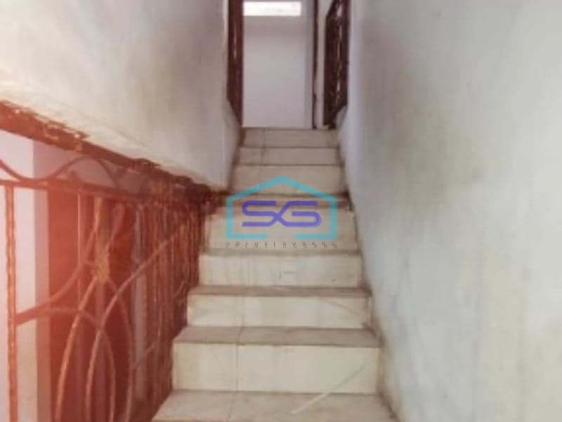 Dijual Ruko di Taman Cosmos Jakarta barat Sudah Renovasi, SHM LB 150m2