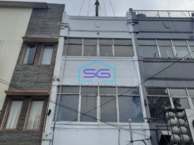 Disewakan Ruko 3 Lantai di Babakan Bogor Luas Bangunan 220m2