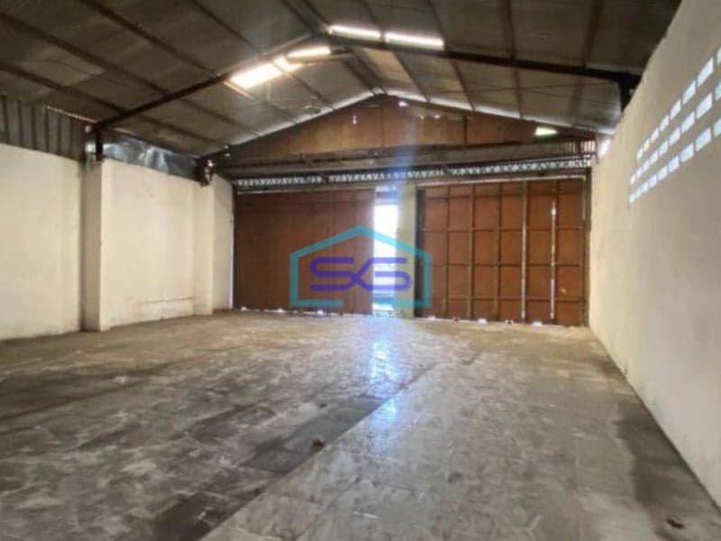 Disewakan Gudang Nol Jalan Raya Manukan Surabaya Siap Pakai LT 1120m2