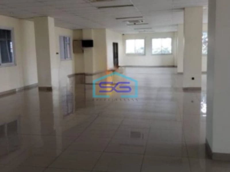 Disewakan Gedung Di Daerah Komersil Cikini Jakarta Pusat LT 800m2