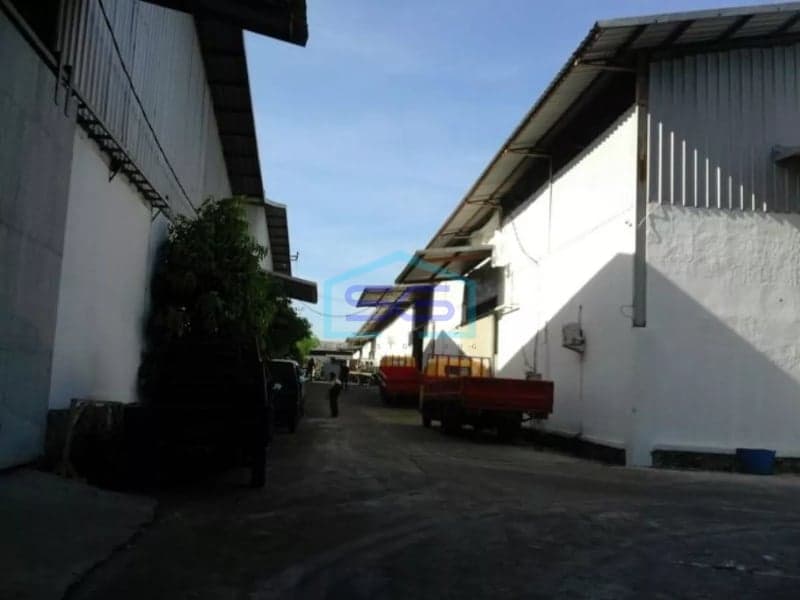 Dijual gudang full tenan di sentul luas bangunan 2 hektar