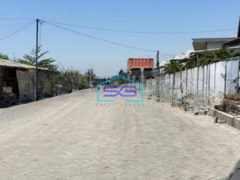 Dijual Cepat Pabrik Tengah Kota Probolinggo Row Lebar