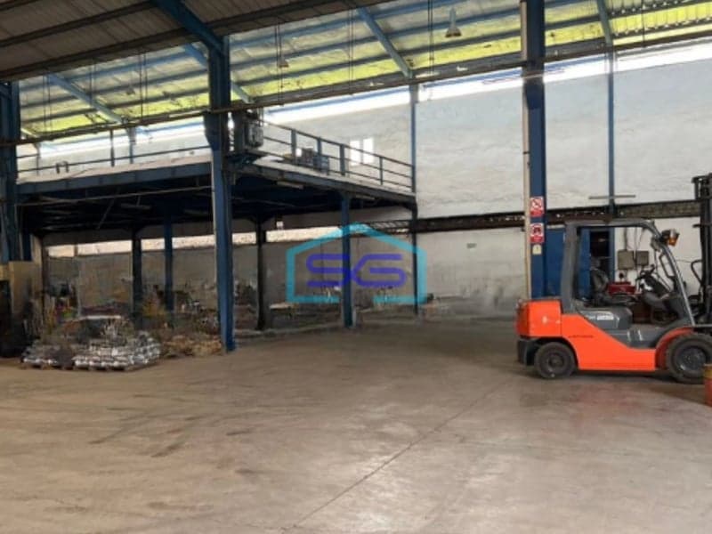 Disewakan Pabrik Siap Pakai Luas Bangunan 1200 m² Lokasi di Cikarang