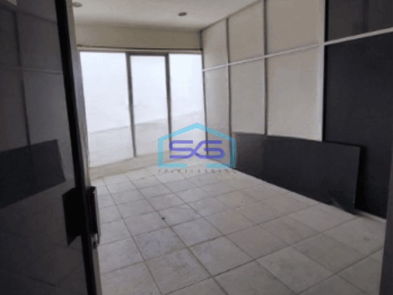 Dijual Ruko Murah Luas Bangunan  170 m² Lokasi Strategis di Batununggal Bandung