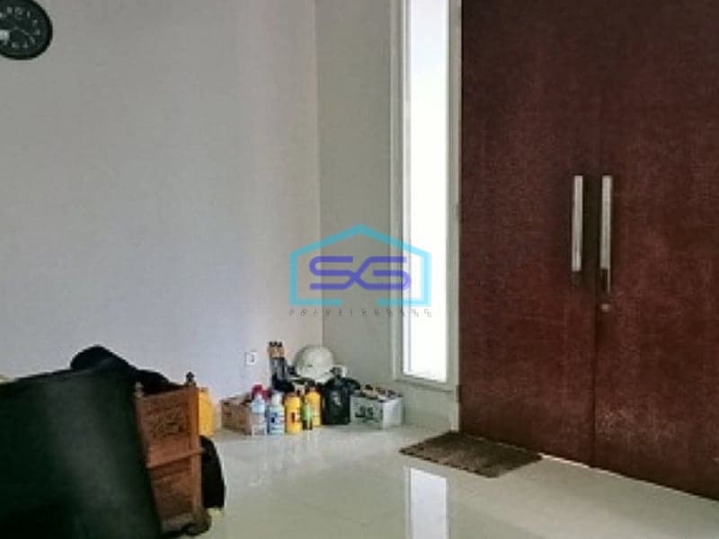 Dijual Bangunan Gudang Hhome Industri di Grogol Jakarta Barat LB 436m2