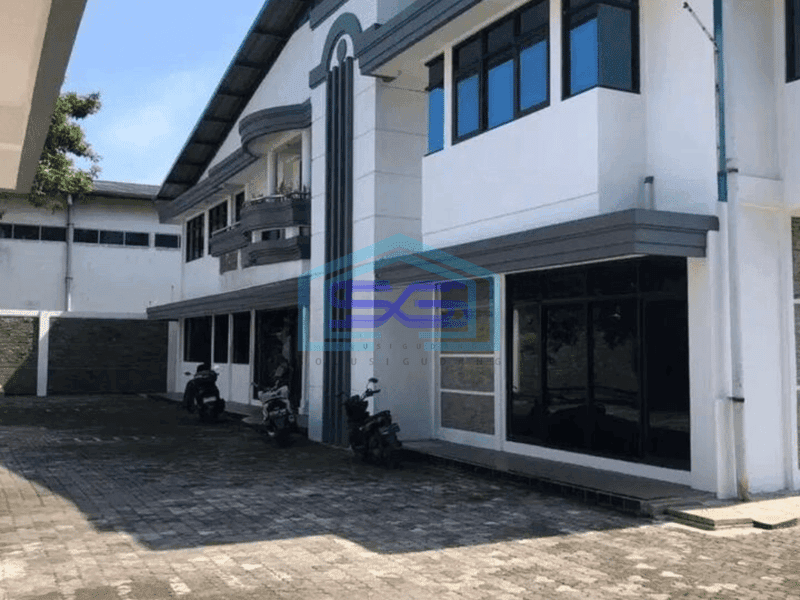 Sewa Gudang Luas Bebas Bajir Masuk Kontainer di Kopo Bandung