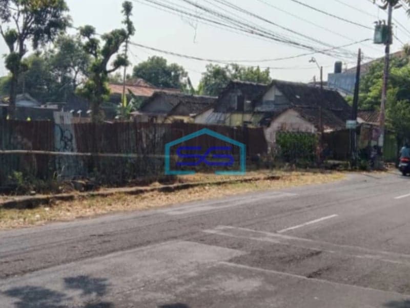 Dijual Tanah Strategis Pinggir Jalan Raya di Manahan Banjarsari Solo LT 2200m2
