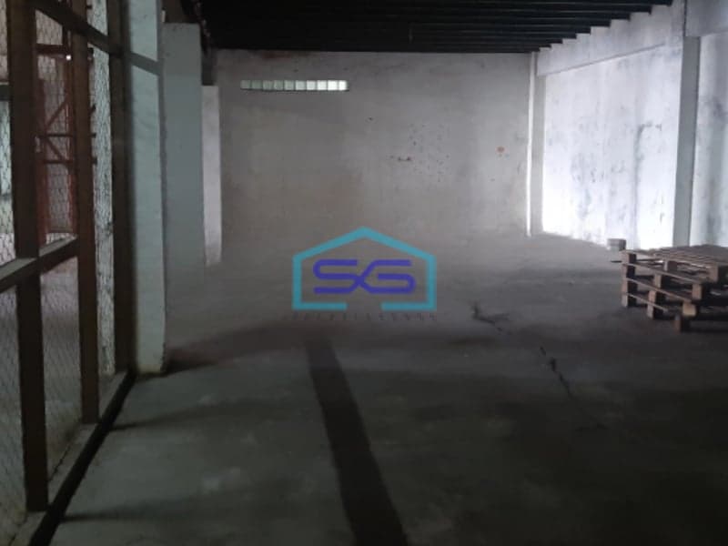 Disewakan Gudang Ada Lift Barang Luas Bangunan 2223 m² Lokasi Depok Sleman Yogyakarta