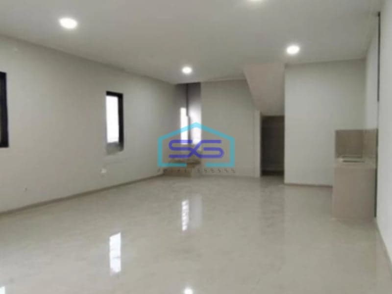 Disewakan Gudang Bagus Siap Pakai Area Parkir Sangat Luas Di Kawasan Industri Ngaliyan Semarang LB 714m2