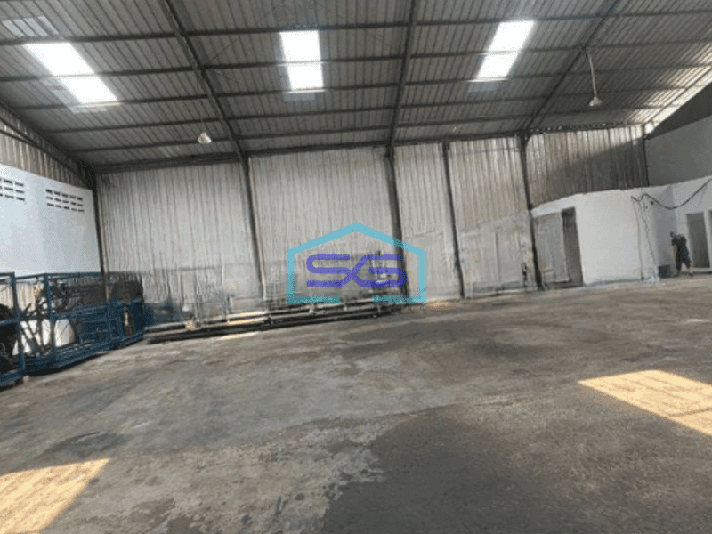 Disewakan Gudang Akses Container 40 Feet Luas Bangunan  480 m² di Cipondoh Tangerang