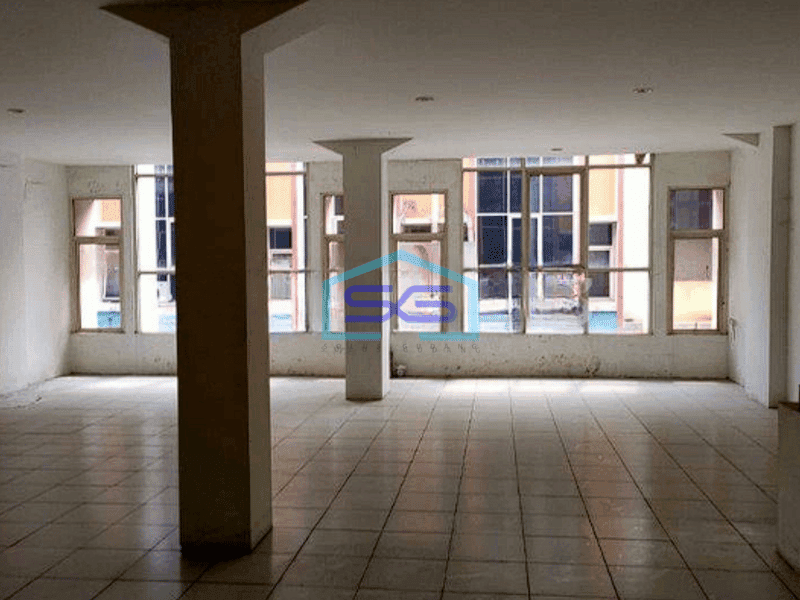 Disewakan Ruko Wiyung Surabaya 3 Lantai LB 150m2