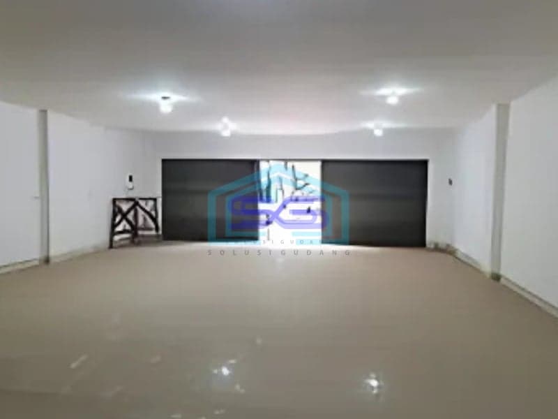 Disewakan Ruko Gandeng 2 di Taman Royal Tangerang