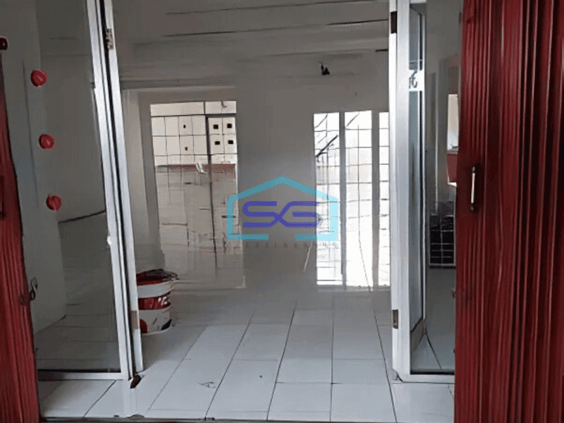 Disewakan Ruko tempat Usaha Sangat Strategis di Jalan Boulevard Graha Raya Bintaro Jaya Serpong Tangerang Selatan