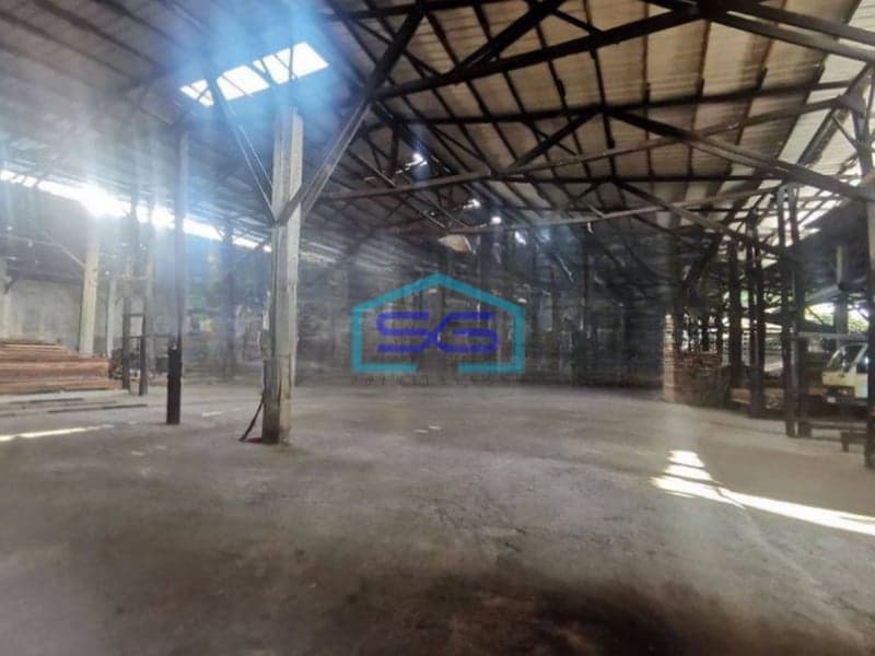 Disewakan Gudang di Daan Mogot Jakarta Barat Akses Container 40 feet