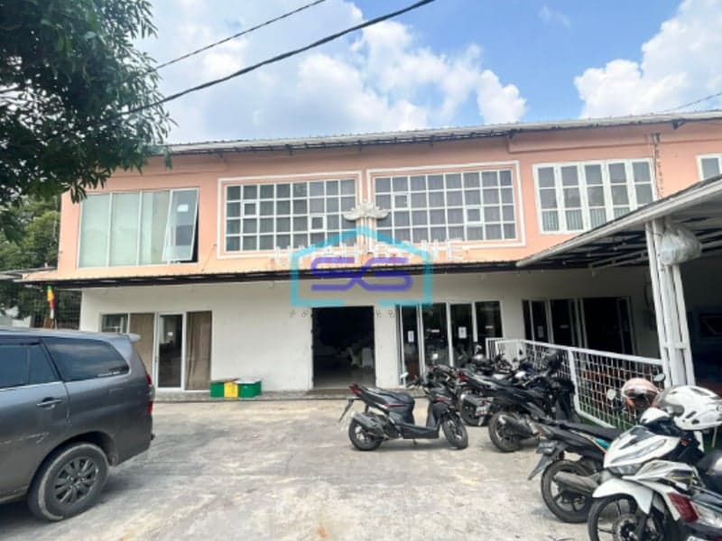 Dijual Tanah dan Bangunan Ruang Usaha di Bandar Lampung LT 897m2