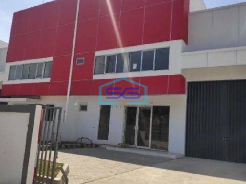 Dijual Gudang TOB 3 in 1 Memiliki 3 Fungsi Terletak di Area Industri Jababeka Cikarang Bekasi LT 713m2