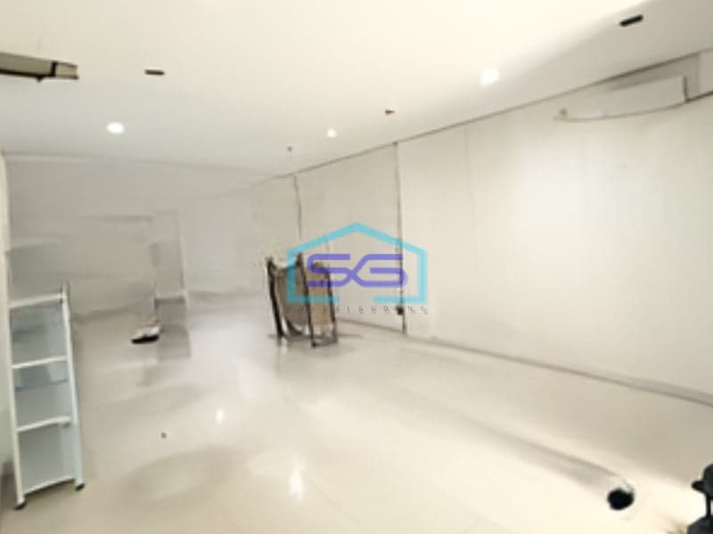 Dijual Ruko Lokasi Bebas Banjir di Jakarta Selatan Luas Bangunan  615 m²