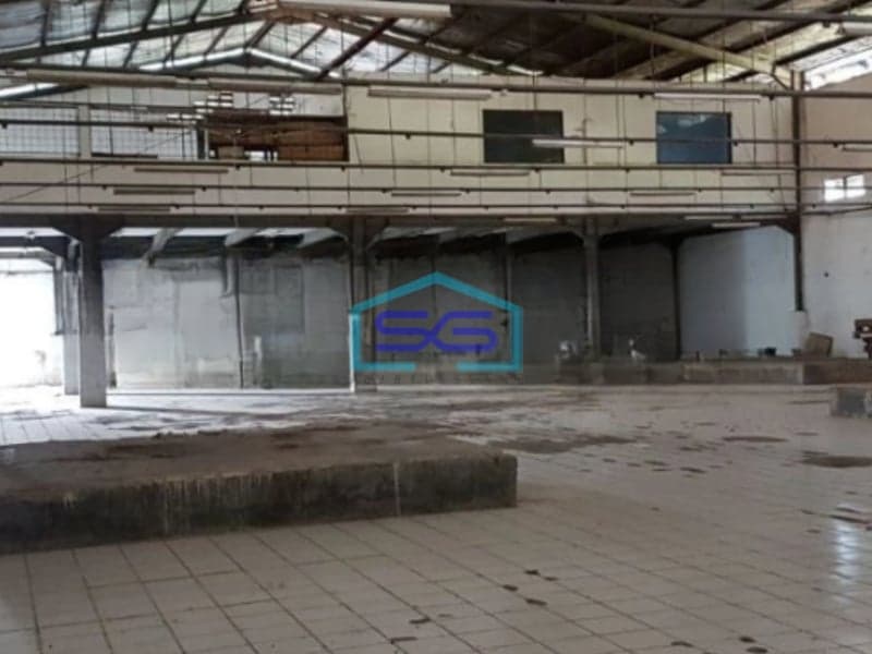 Dijual Gudang Akses Container 40 Feet Luas Bangunan 1500 m² Lokasi Cikarang Bekasi