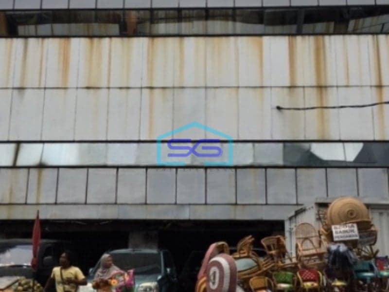 Dijual Cepat Ruko Strategis di Jalan Pintu kecil Asemka Jakarta Barat Terdiri 2 Lantai LB 136m2