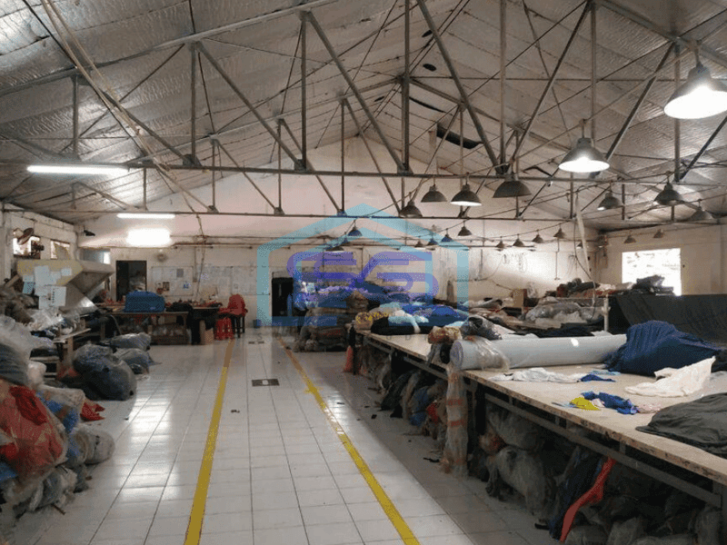 Dijual Gudang semanan hipli - Jakarta barat