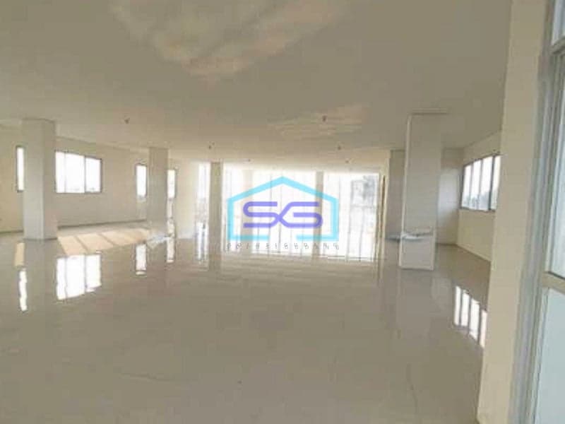 Dijual Gedung Baru Siap Pakai di Jalan Pramuka Matraman Jakarta Timur LB 2107m2