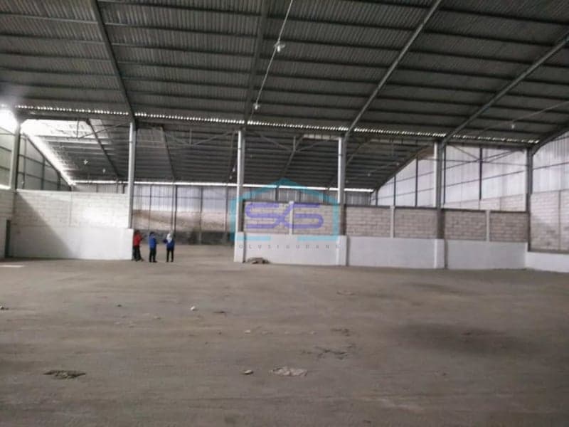 Gudang disewakan di gunung putri luas 2500m