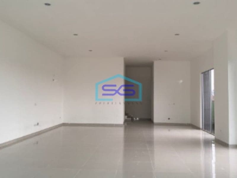 Dijual Ruko Siap Huni di PIK Jakarta Barat Bangunan 3 Lantai Luas Bangunan 300m2