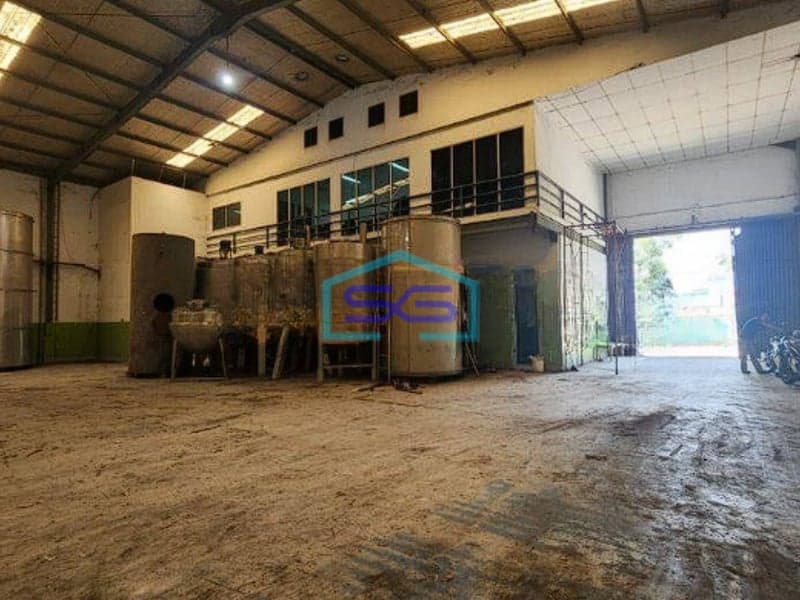 Dijual Pabrik Dalam Kawasan Industrial Lokasi Strategis Kondisi Bagus di Bekasi LT 1407m2