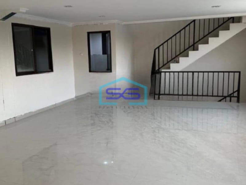 Disewakan Ruko 3 Lantai Luas Bangunan 1110 m² Lokasi Daan Mogot Tangerang