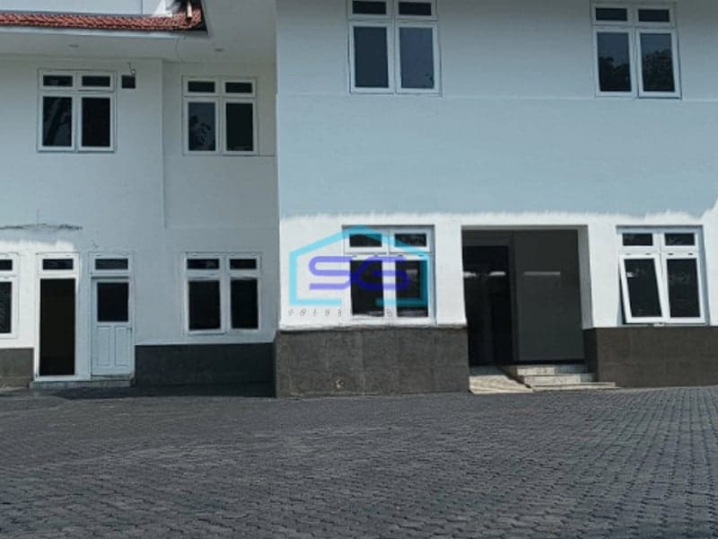 Dijual Ruang Usaha di Menteng Jakarta Pusat Komersial LB 2000m2