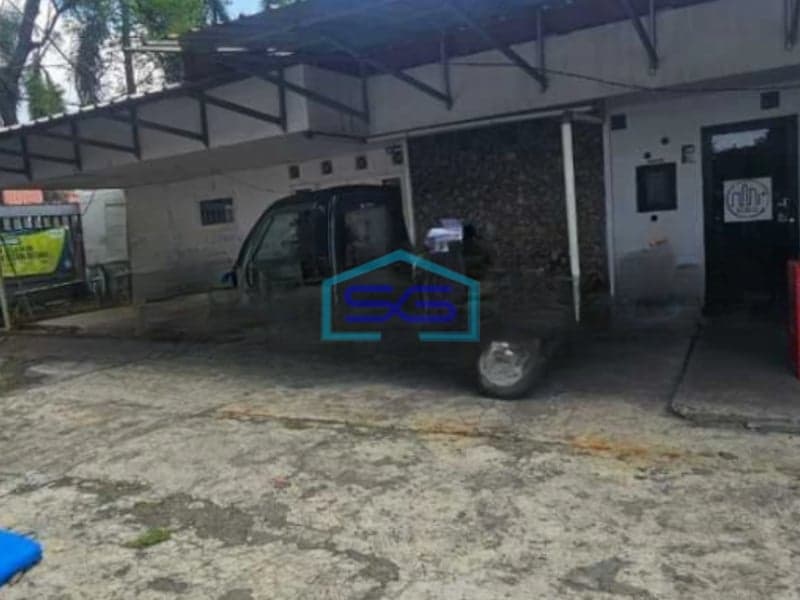 Disewakan Gudang di Pinggir Jalan Raya Rawamangun Jakarta Timur Luas Tanah 300 m²