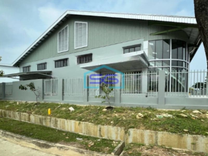 Disewakan Gudang Baru Kawasan Industri Delta Silicon Cikarang Bekasi Luas Bangunan 2742m2