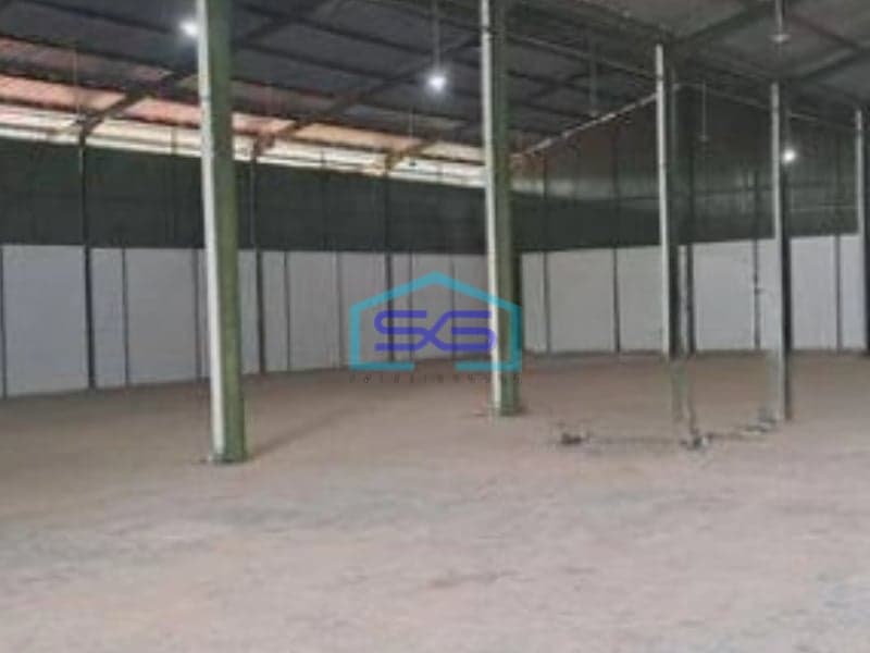 Disewakan Gudang Baru berlokasi di Pinggir Jalan Raya Cileungsi Bogor LB 1100m2
