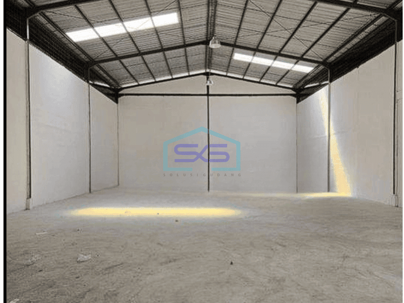 Disewakan gudang murah siap pakai di teluk naga