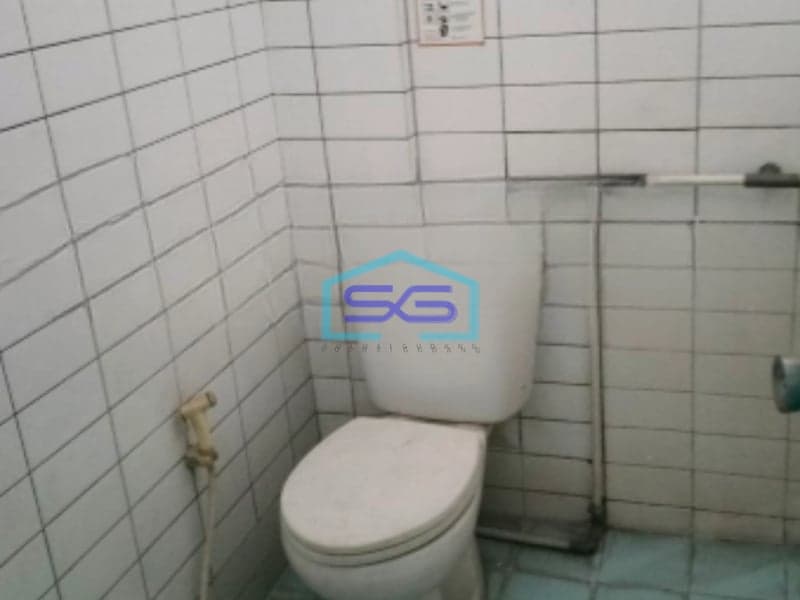 Disewakan Ruko Lokasi Strategis Luas Bangunan  230 m²  di Srengseng Jakarta Barat