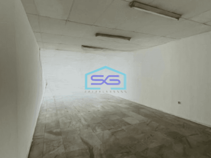 Disewakan Ruko Luas Bangunan   300 m² di Pluit Jakarta Utara Siap Pakai