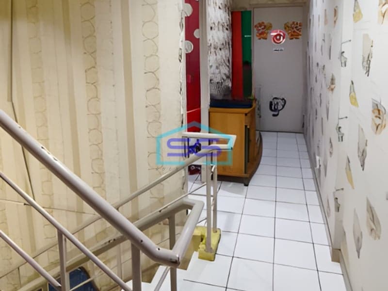 Dijual Cepat Ruko 3 Lantai Permata Taman Palem Jakarta Barat Siap Pakai LB 100m2