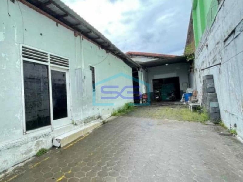 Dijual Gudang Bekas Pabrik Plastik di Jebres Solo Jawa Tengah Luas Tanah 800m2